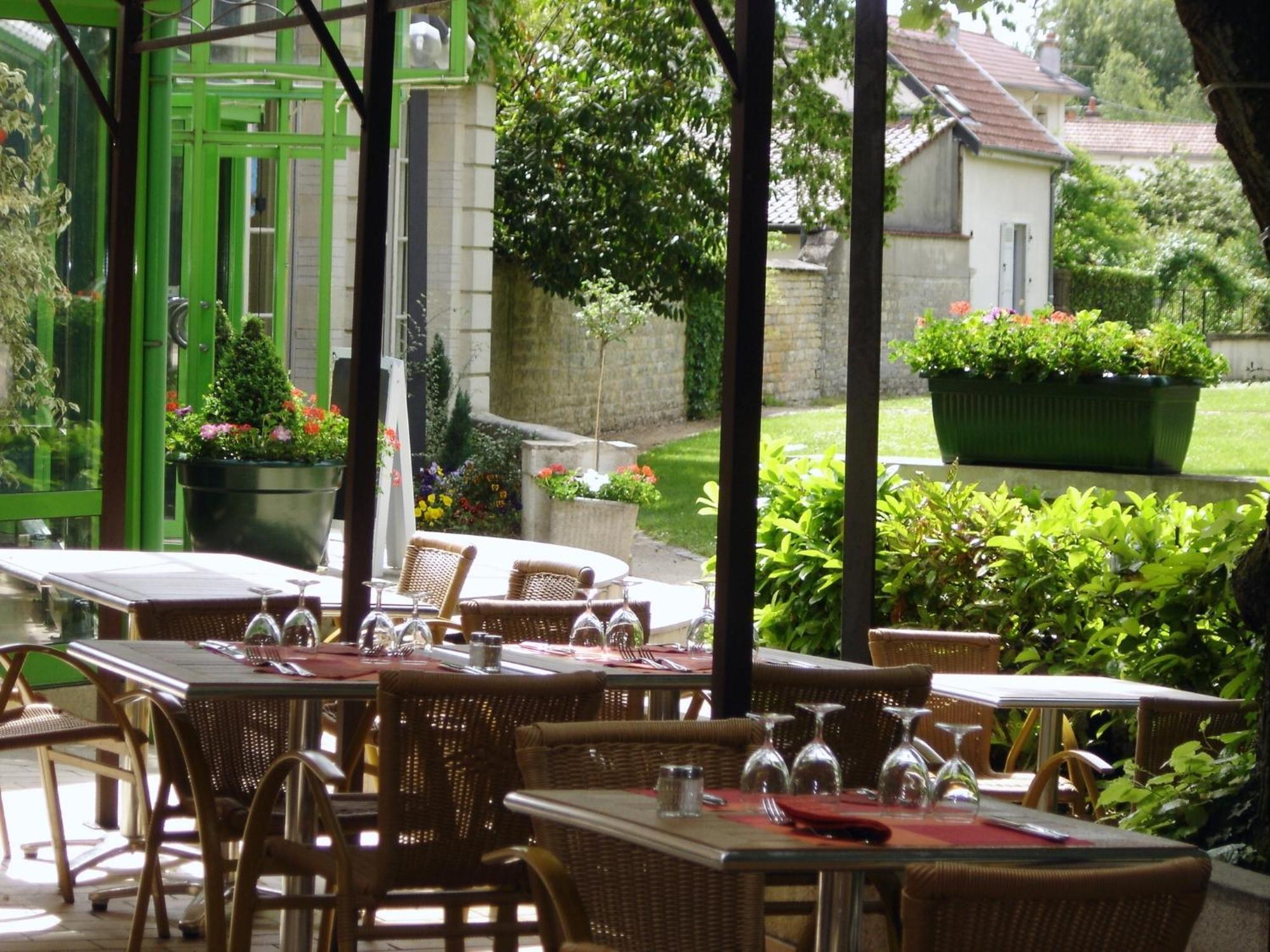 Hotel Restaurant Du Parc De La Colombiere Dijon Ngoại thất bức ảnh