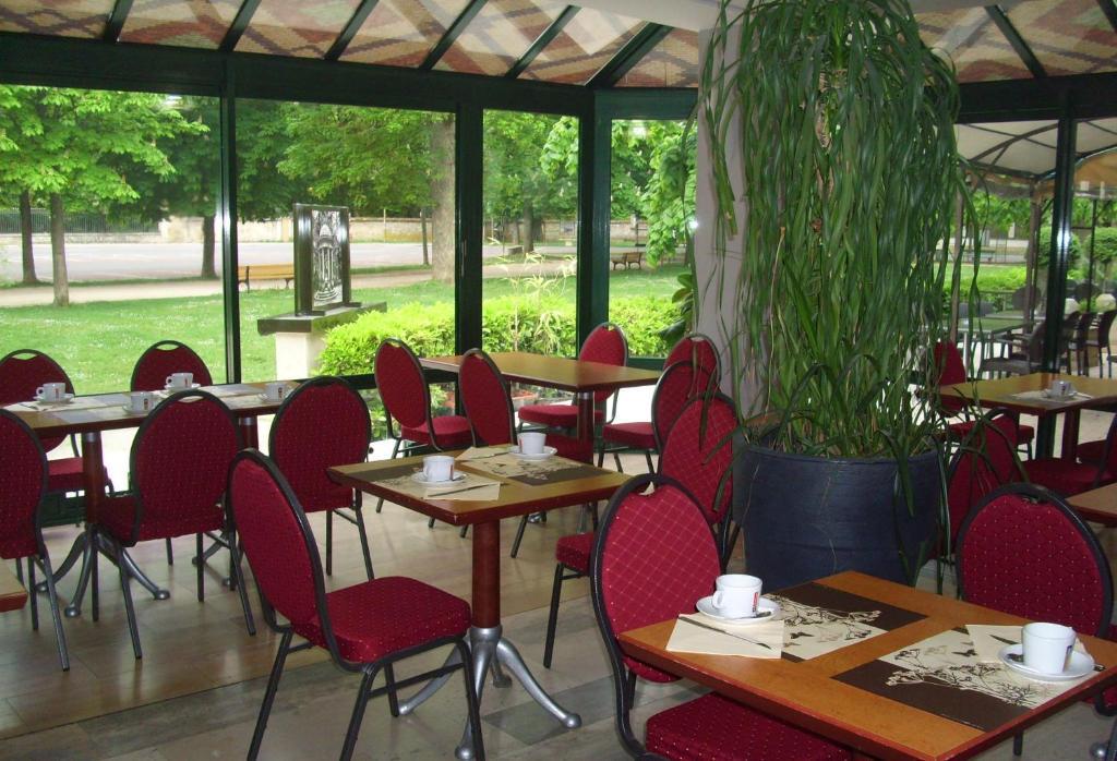 Hotel Restaurant Du Parc De La Colombiere Dijon Ngoại thất bức ảnh